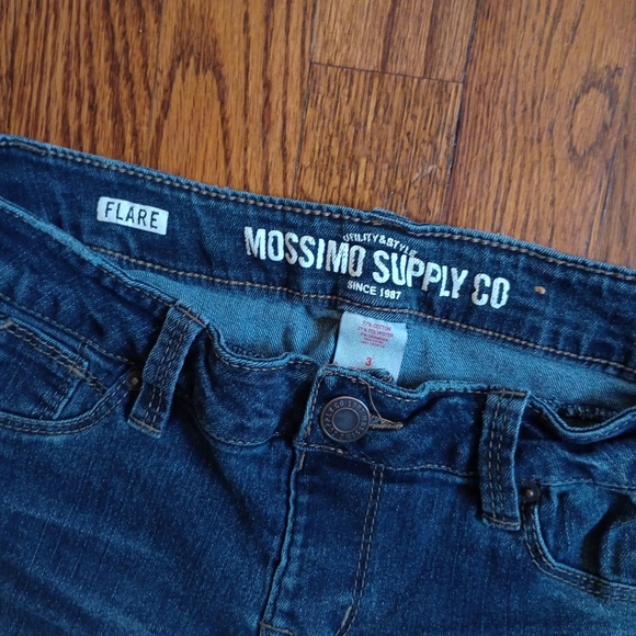 Mossimo flare jeans - Picture 3 of 4